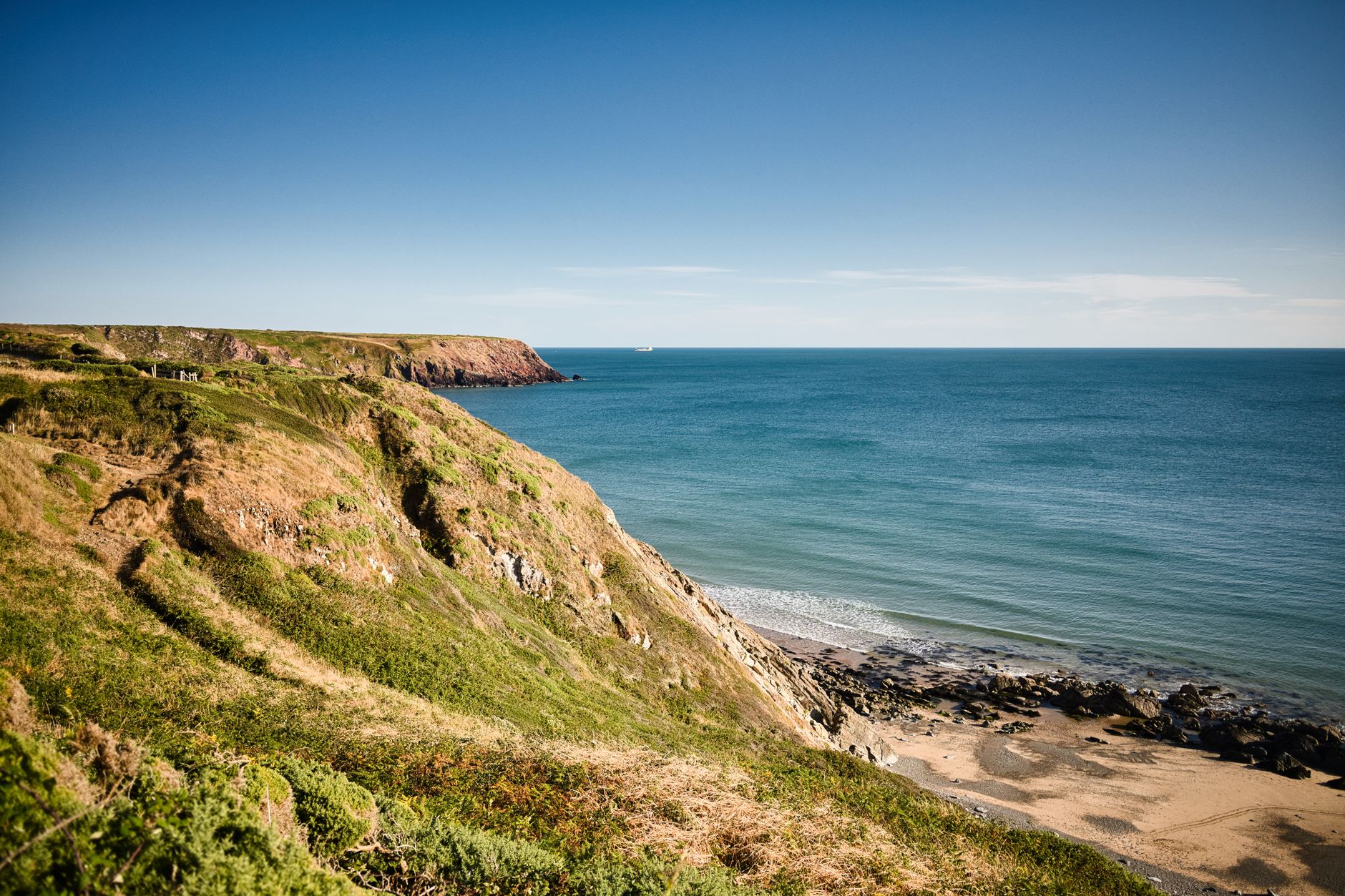 Sea Cliff Walking on the Pembrokeshire Coast Path: A Realistic Guide for Non-Coastal Hikers