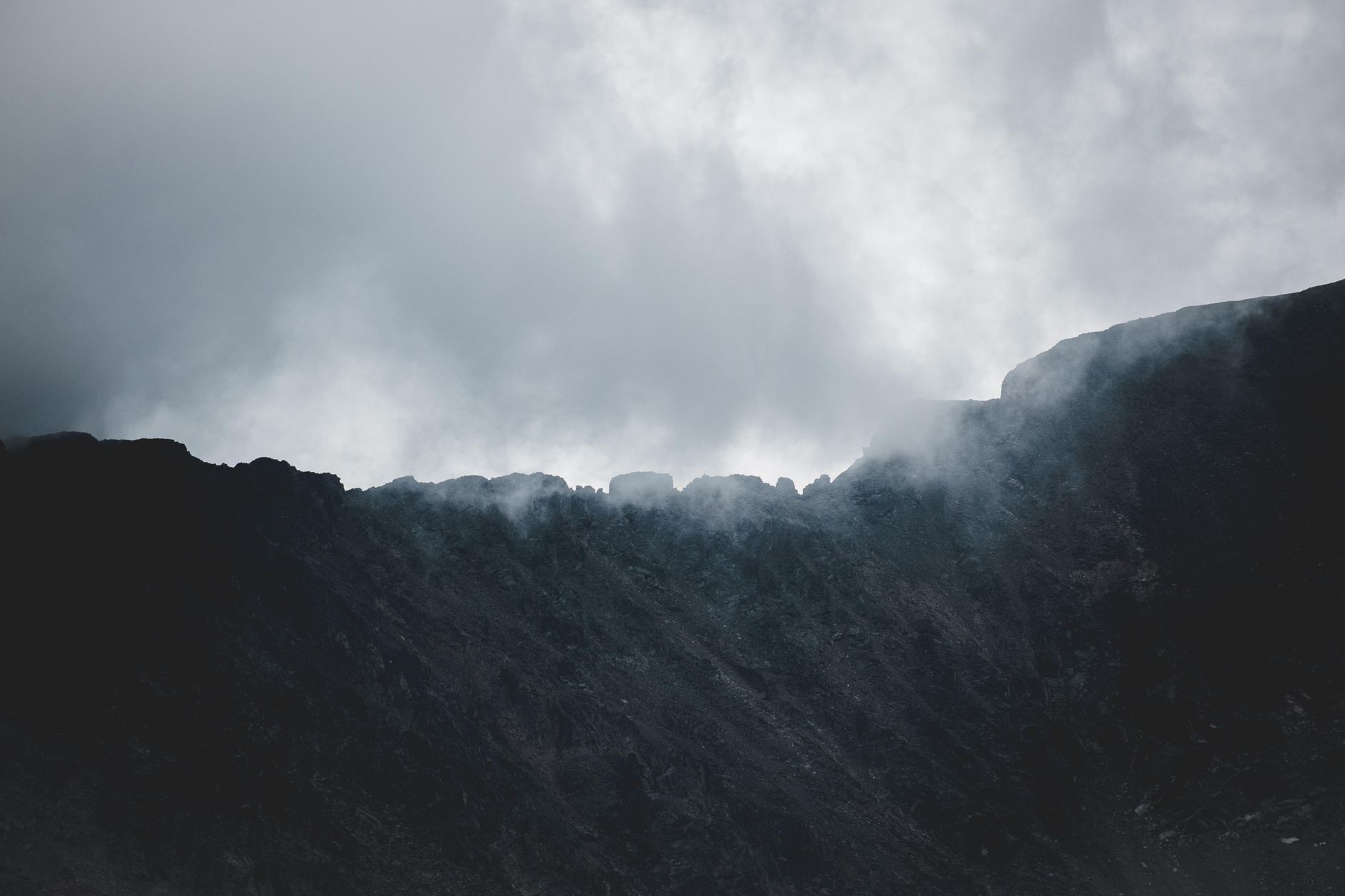 The Isle of Arran in a Weekend: A Practical Itinerary for Hillwalkers Crossing from the Mainland